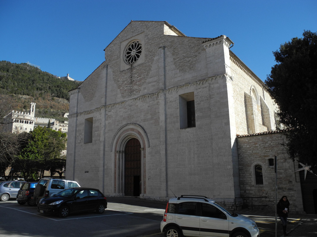 Chiesa di San Francesco-古比奥必去景点