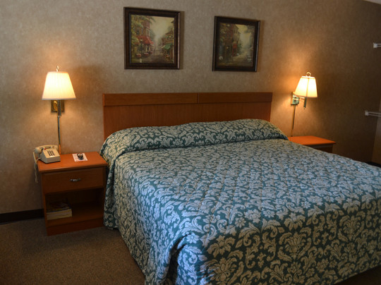 Monroe酒店住宿-Whits Inn