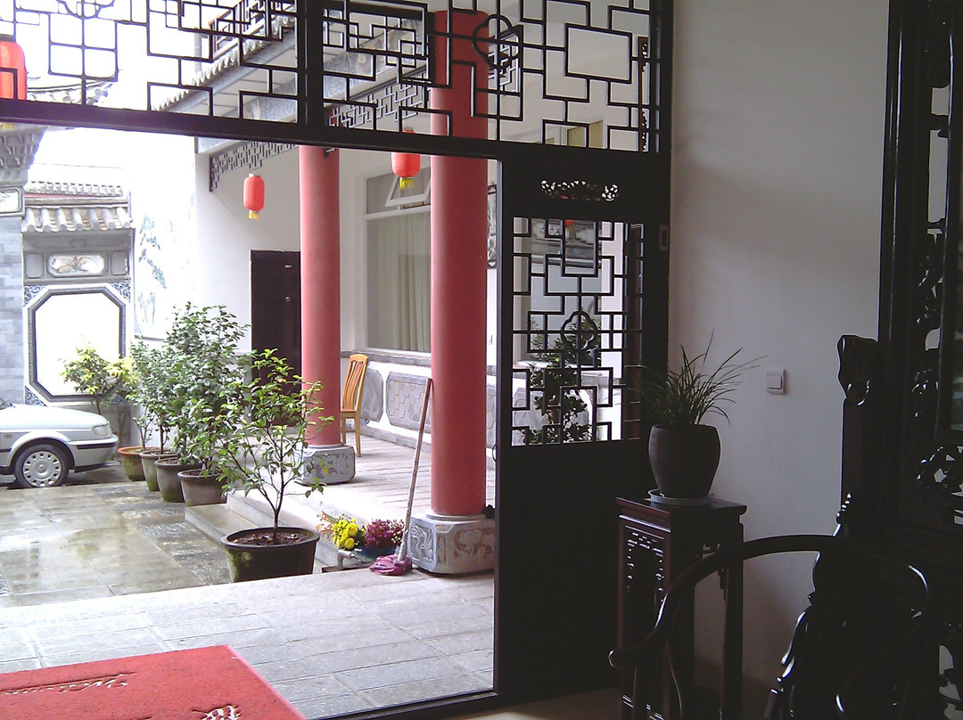 大理古城缘来阁客栈主图