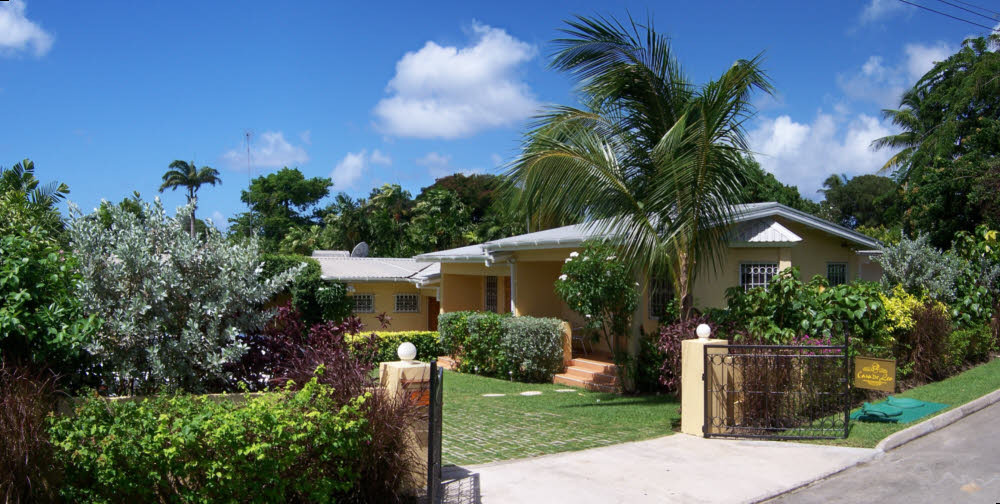 Casa de Leo Apartments