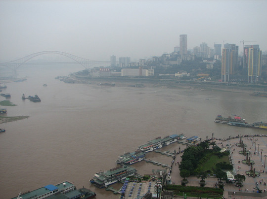 重庆朝天门大酒店主图