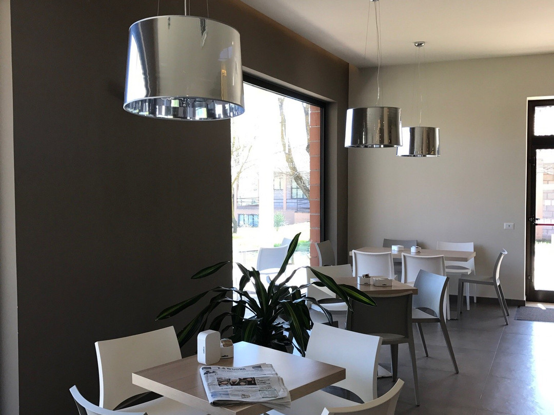 Macomer餐馆和美食-Hub Ristorante Caffetteria