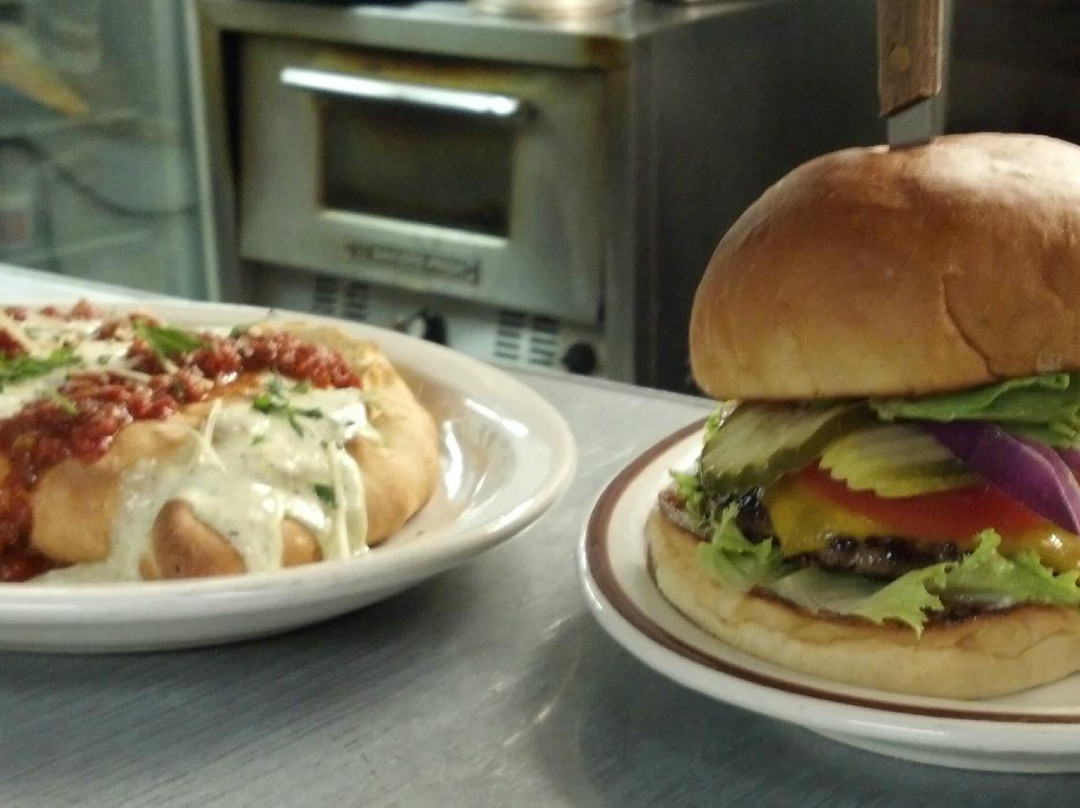 Lowell餐馆和美食-Dexter Lake Club