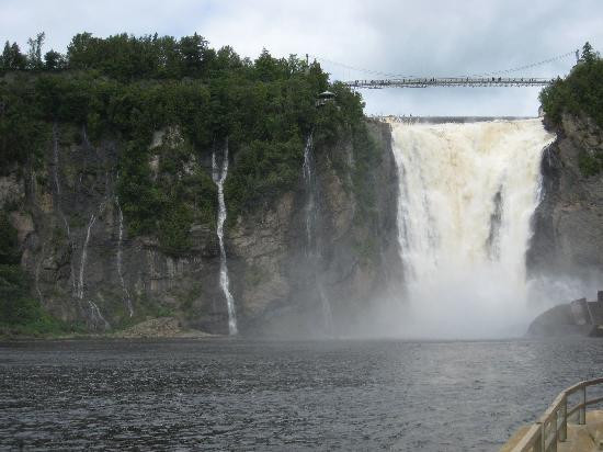 蒙特伦西瀑布公园-魁北克市必去景点
