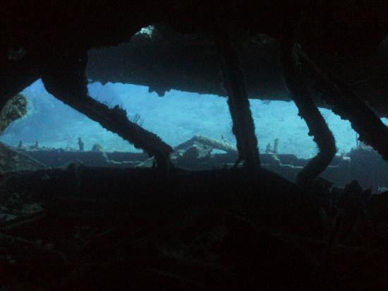 Sail Caribbean Divers-Road Town必去景点