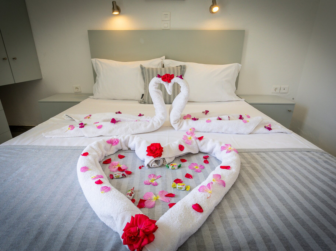 Elounda Garden Suites Heated Pool主图