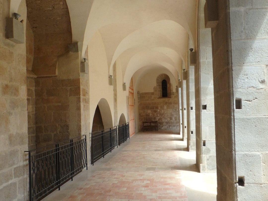 Abbaye de Caunes Minervois景点图片