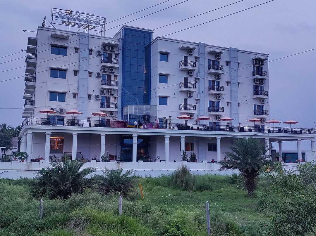 Sambhabana Hotel & Suites主图