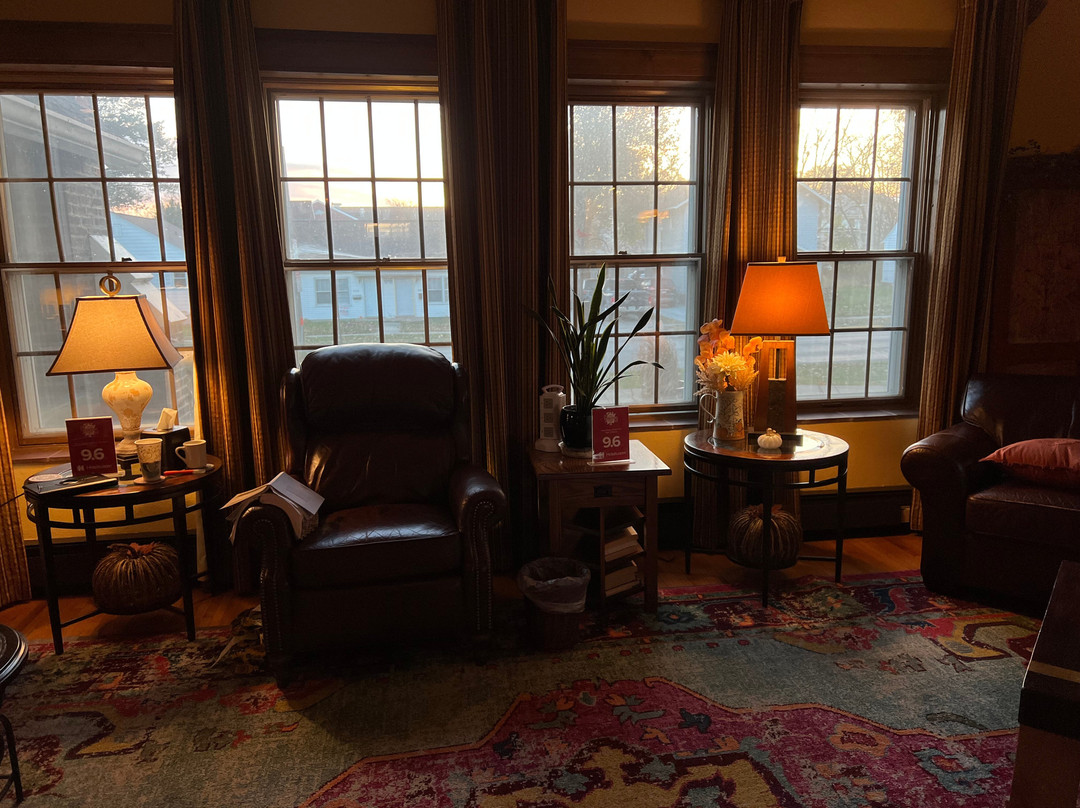 艾奥瓦豪斯酒店主图