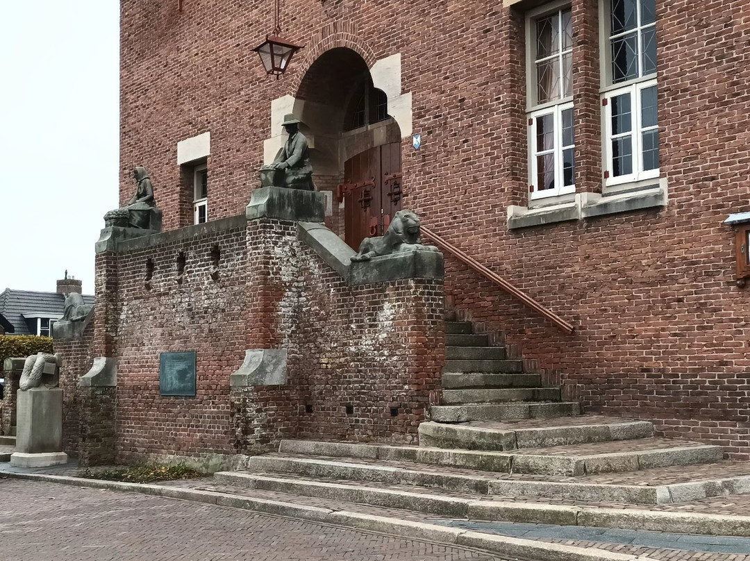 Gemeentehuis Noordwijkerhout-诺德韦克豪特必去景点