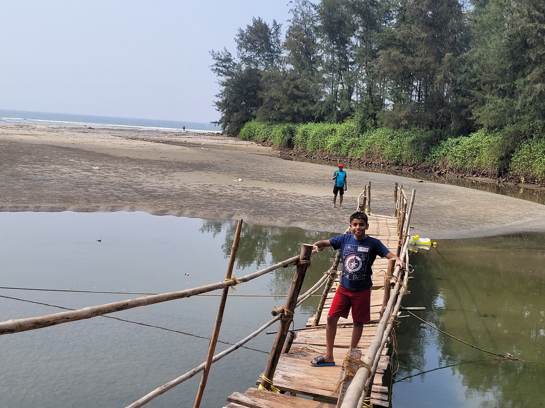 Blue Heaven Beach Resort主图