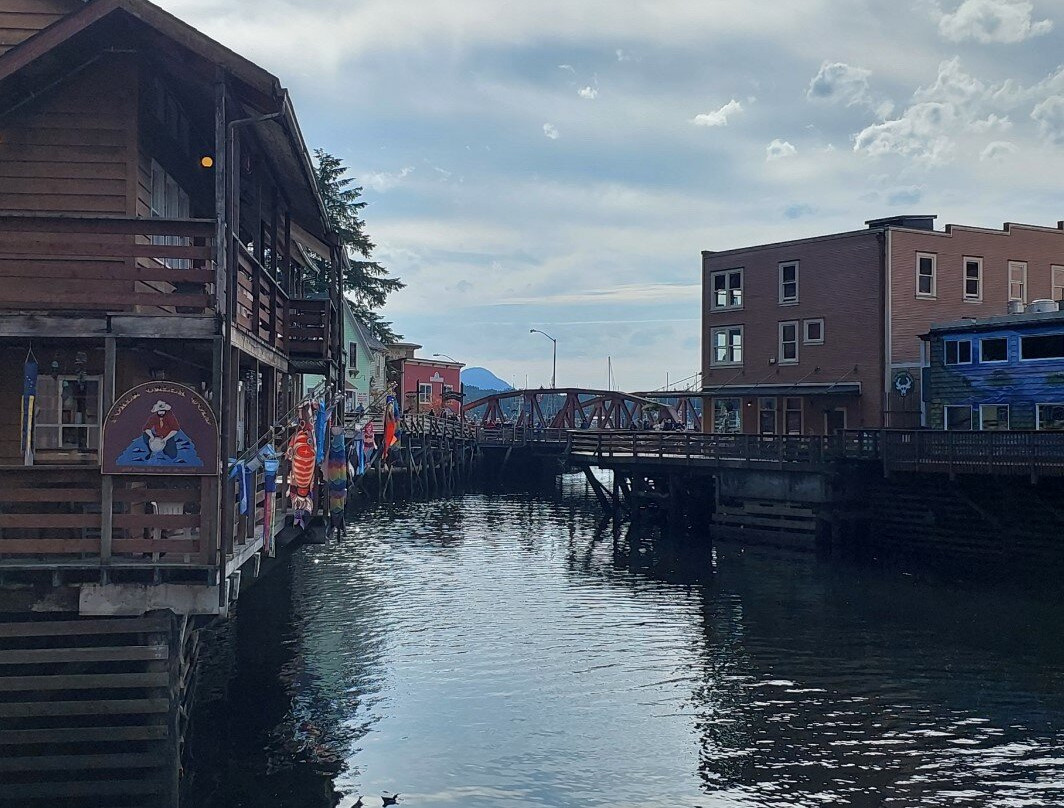 Ketchikan creek and falls-凯奇坎必去景点