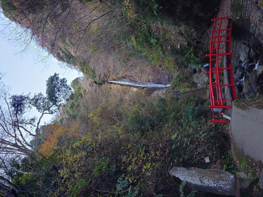 Shasui Falls景点图片