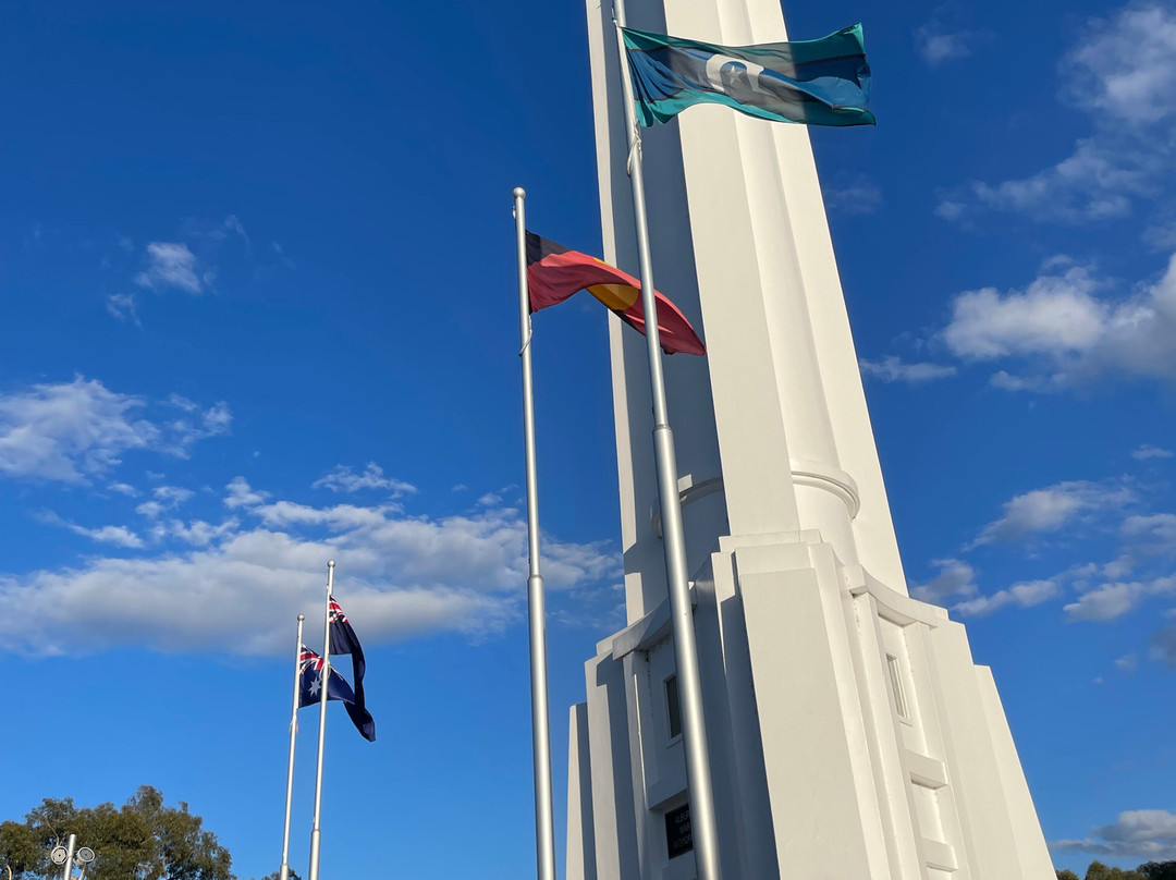 Monument Hill War Memorial-奥尔伯里必去景点