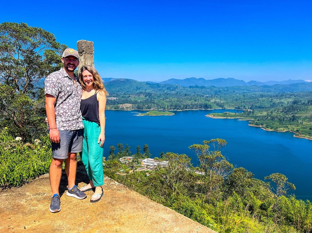 Hugging Clouds Tours-Nallathanniya必去景点