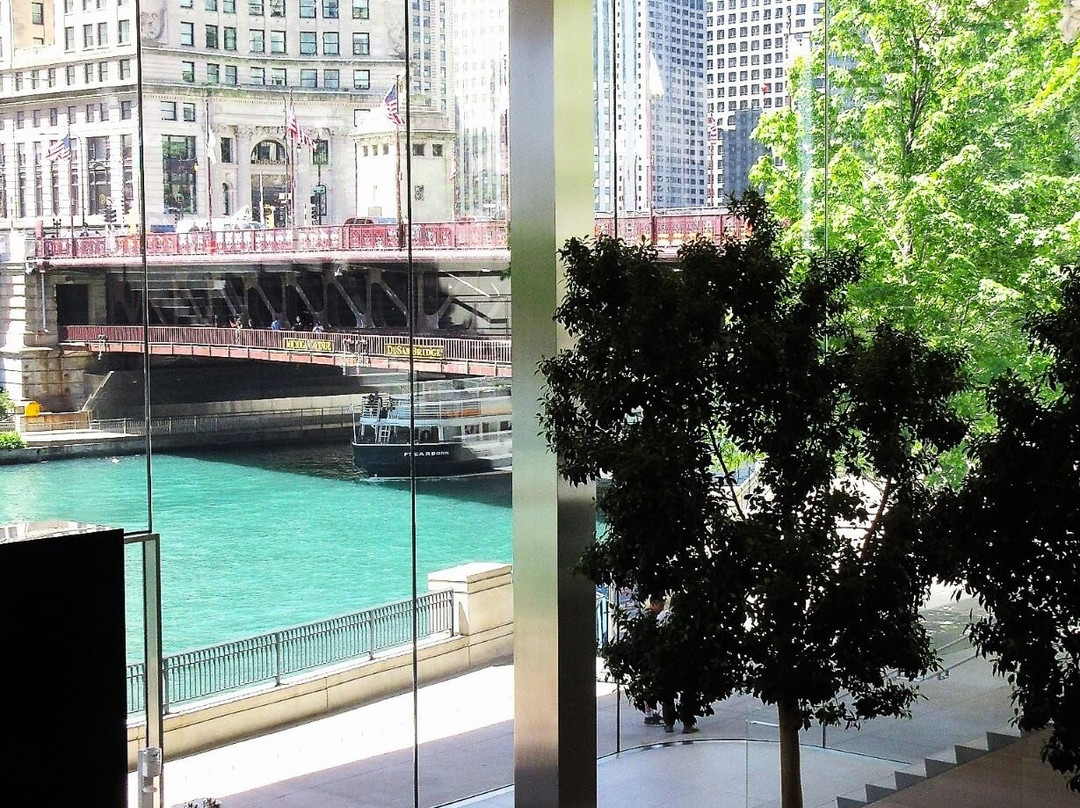 Apple Michigan Avenue-芝加哥必去景点
