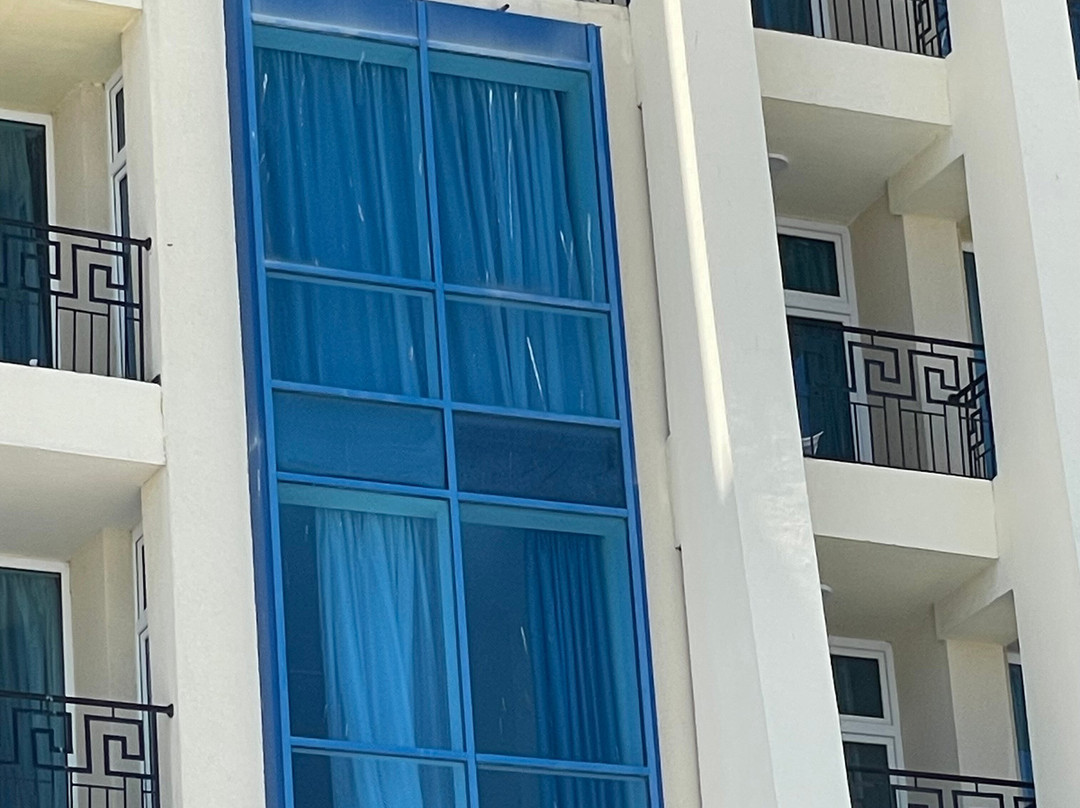 蓝珍珠酒店主图