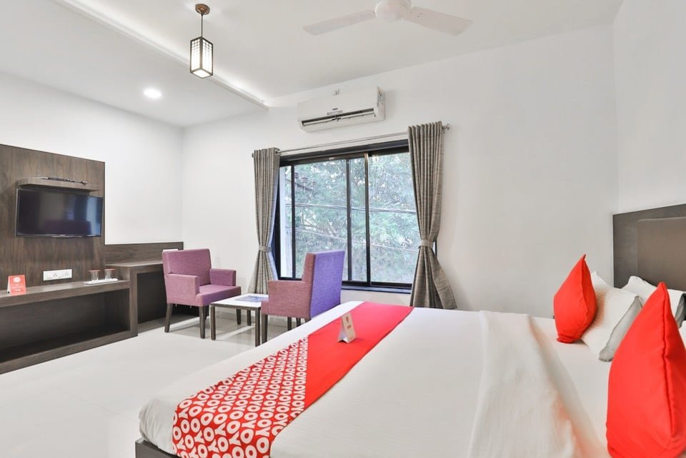 Hotel Aditya Gir主图