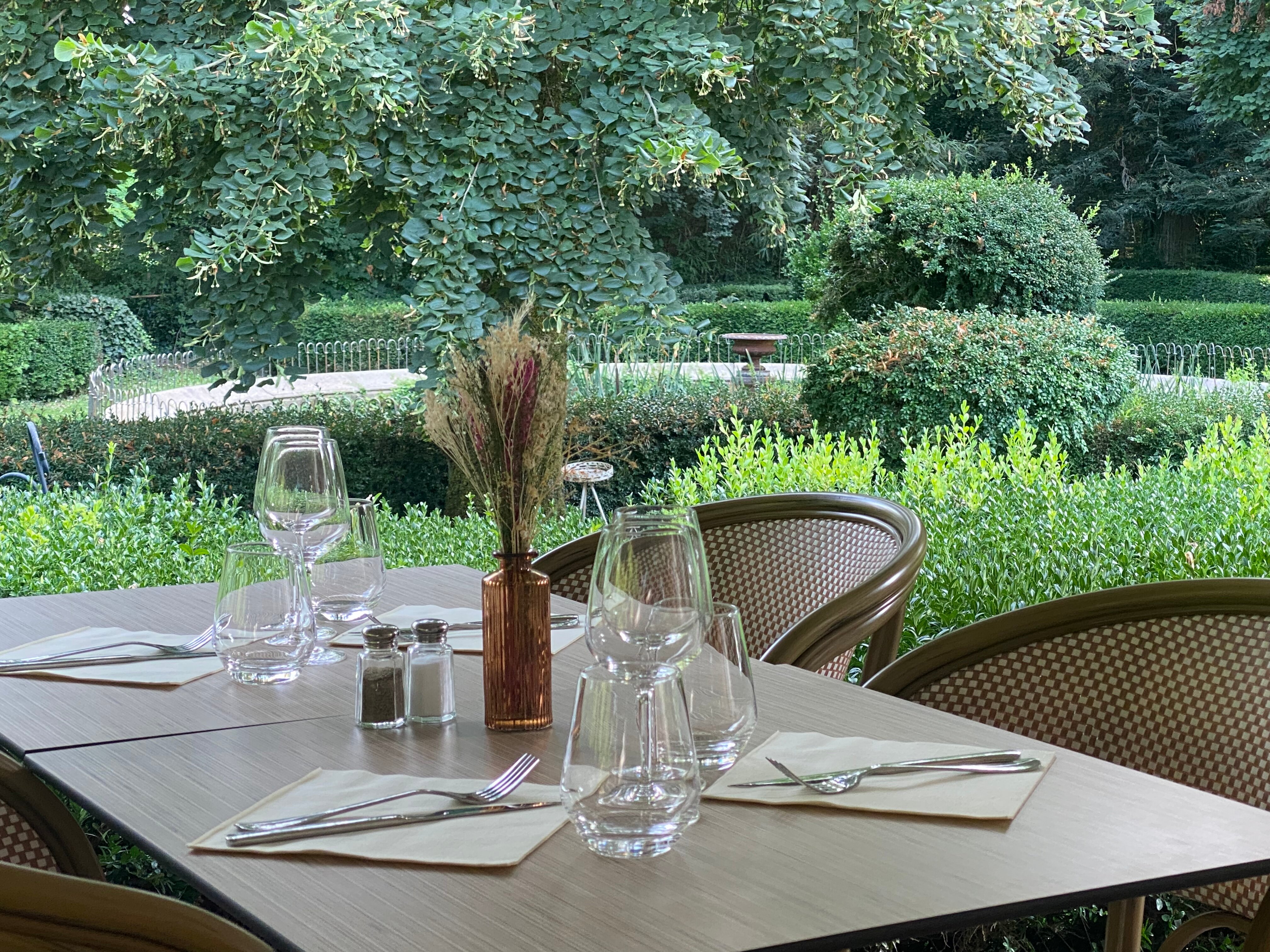 Les Boissières-餐饮