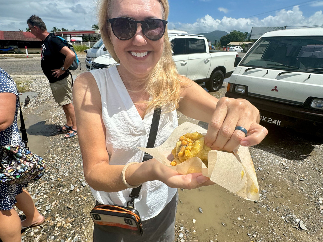 Jesse James 'Members Only' Maxi Taxi Service-特立尼达必去景点