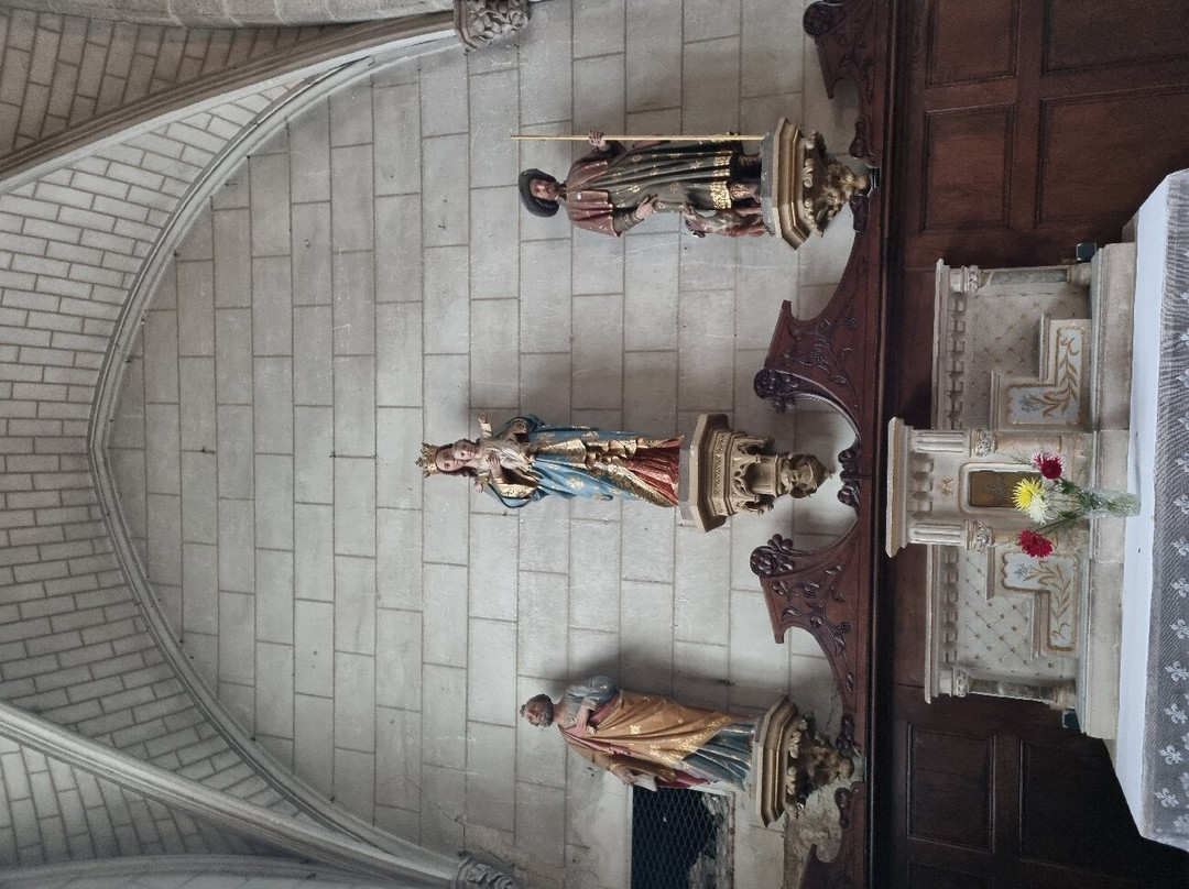 Eglise Saint Sauveur-欧赖必去景点