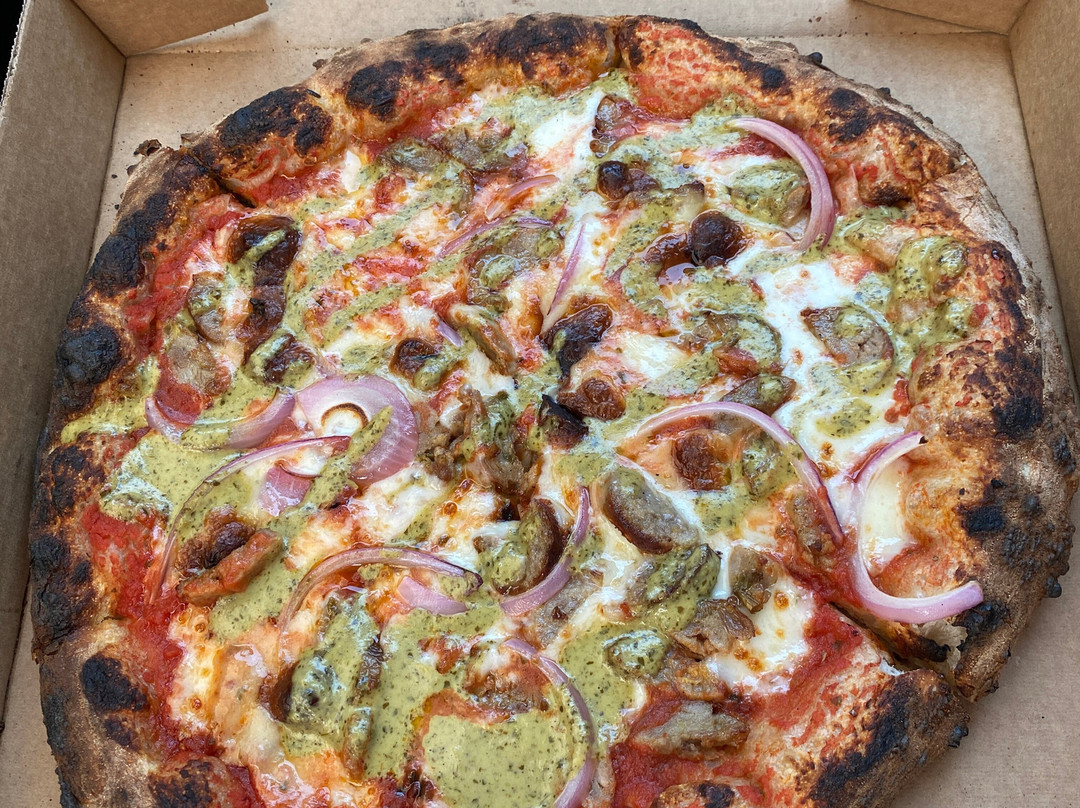 Decasa Wood-Fired Pizza