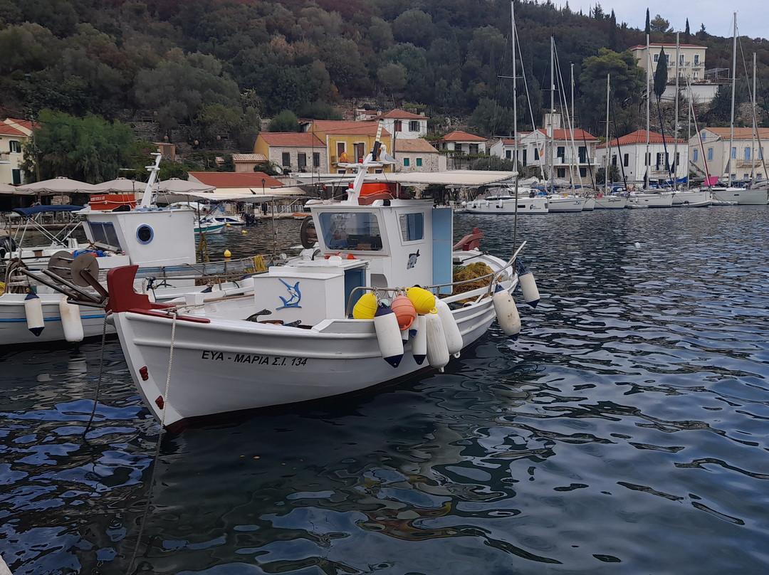 Kioni Harbour-Kioni必去景点