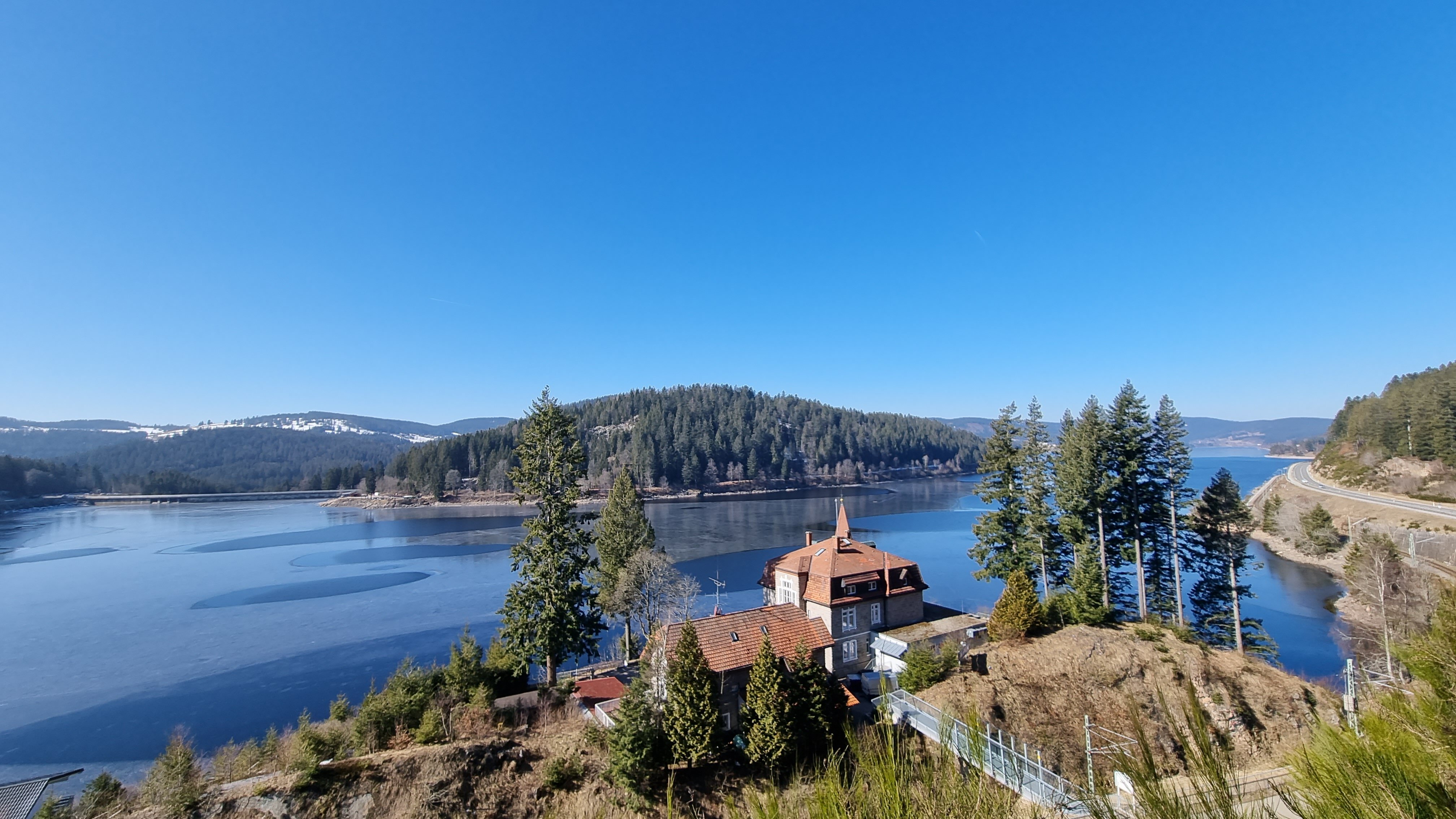胡贝图斯湖酒店-浴室