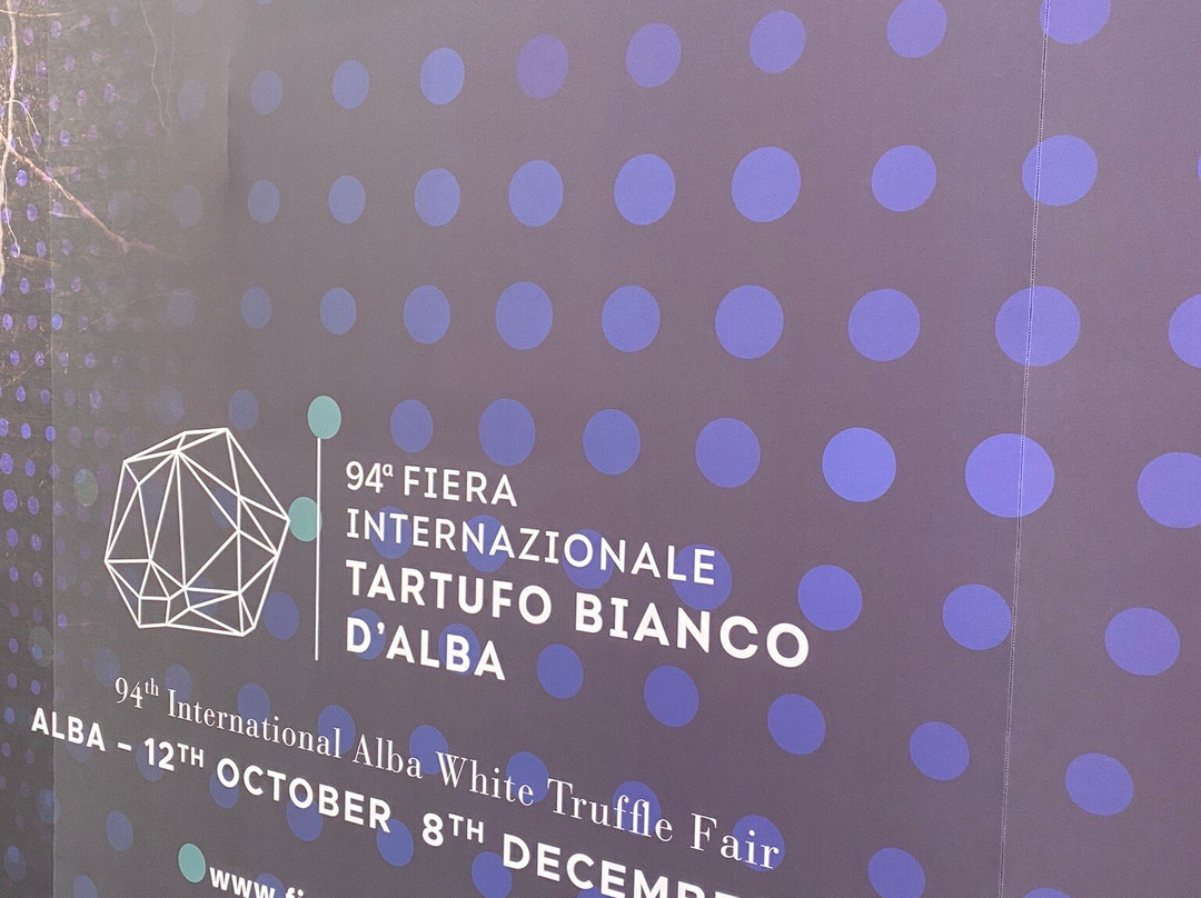 Alba International White Truffle Fair-阿尔巴必去景点