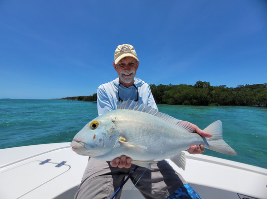 East Coast Angling-道格拉斯港必去景点
