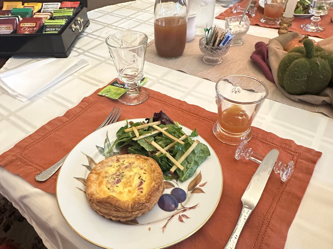 South Court Inn Bed and Breakfast主图