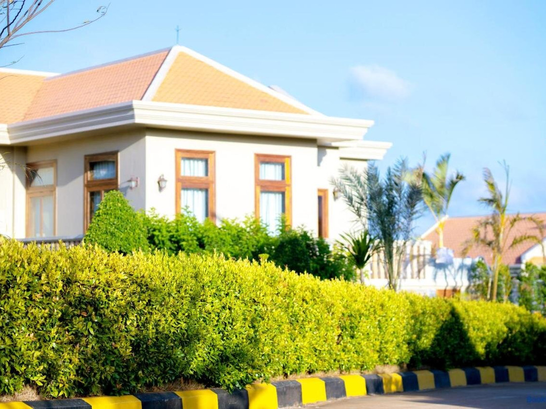 KNN Luxury Hill