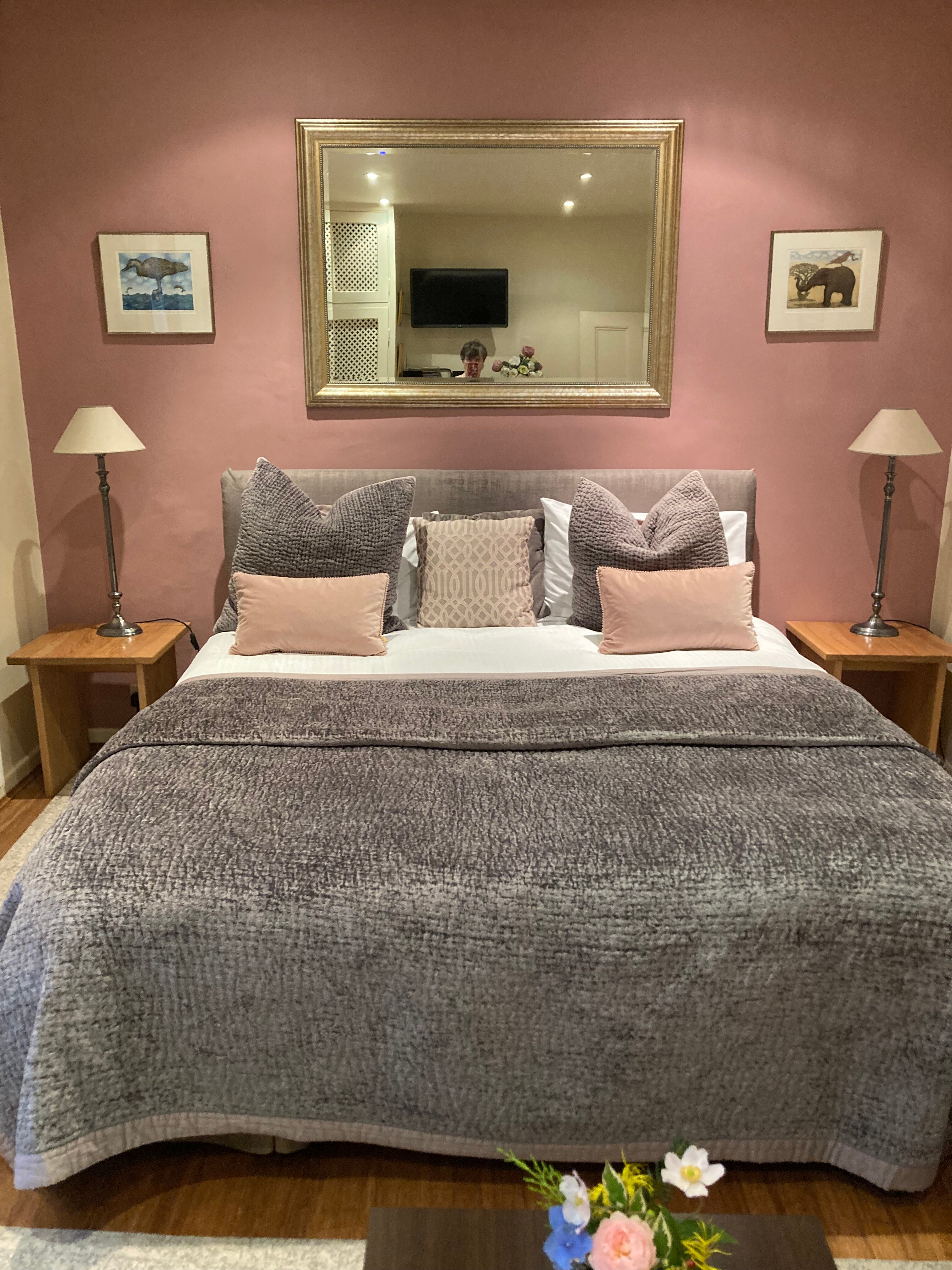 Annesdale House-客卧