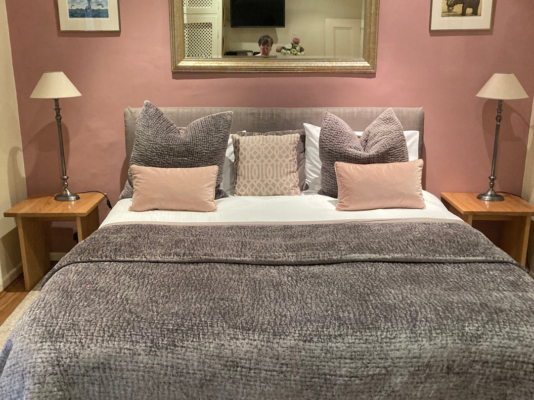 Annesdale House主图