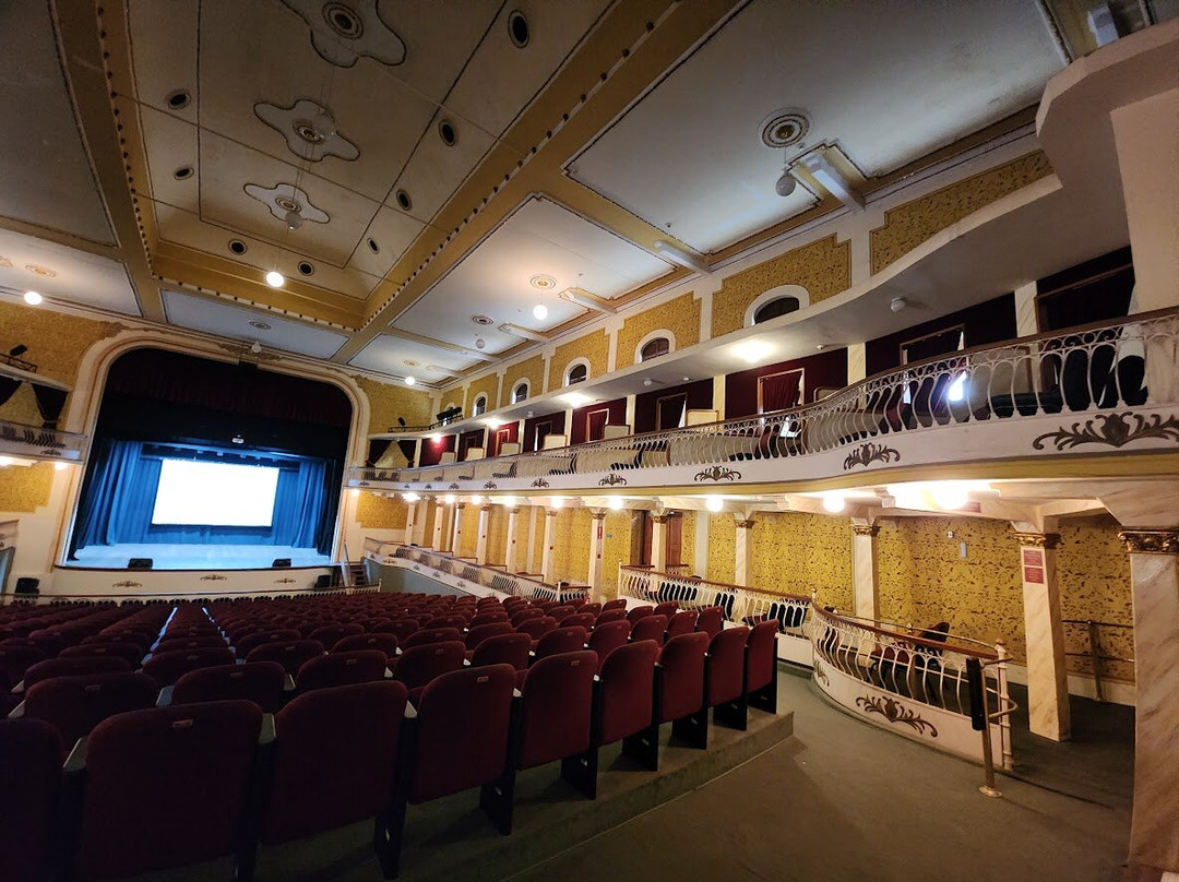 Theatro Avenida Pinhal-Espirito Santo Do Pinhal必去景点