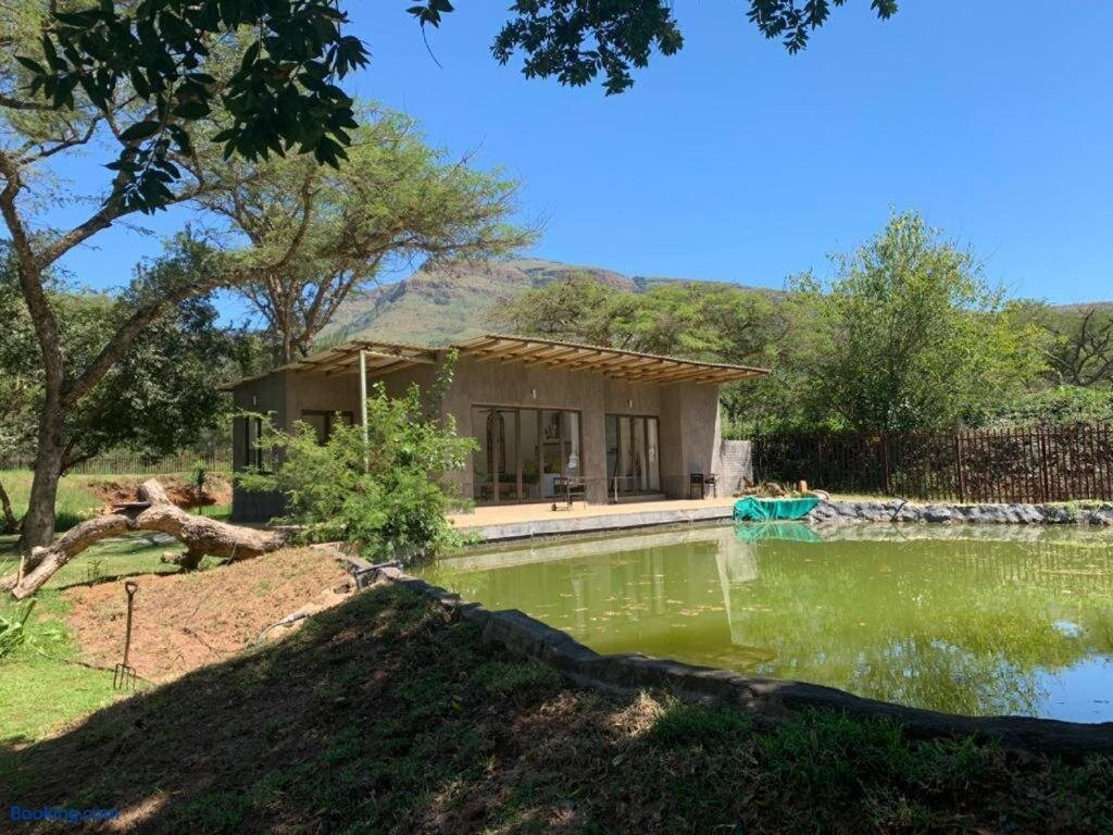 Crocodile Sands River Lodge