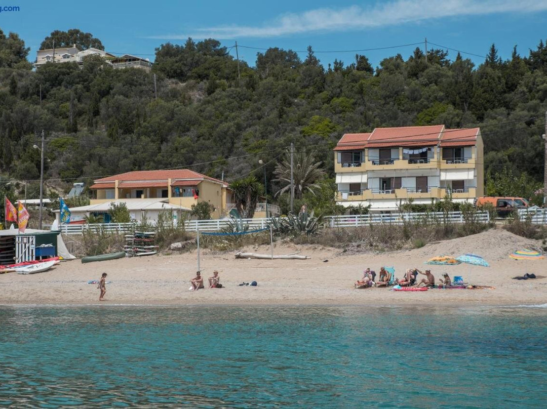 Elias & Vasili House主图