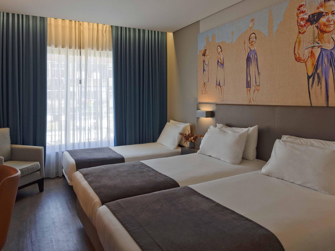 欧洲之星赫罗斯莫酒店主图