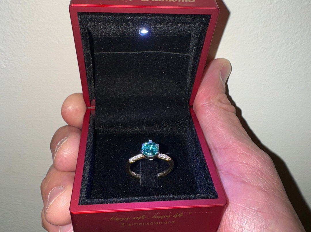 Simons Diamonds景点图片