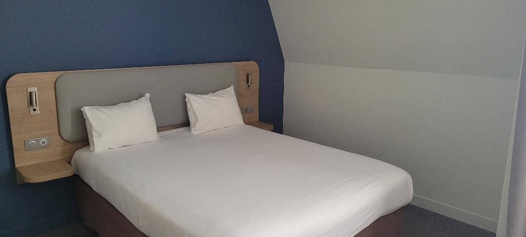 勒阿弗尔中心住宿加早餐酒店主图