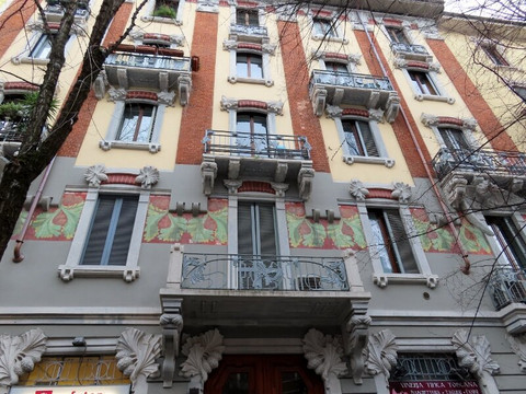 Palazzo Via Crema 14-米兰必去景点