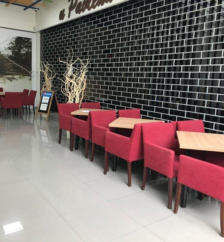 Obchodné Centrum Váh-Hlohovec必去景点