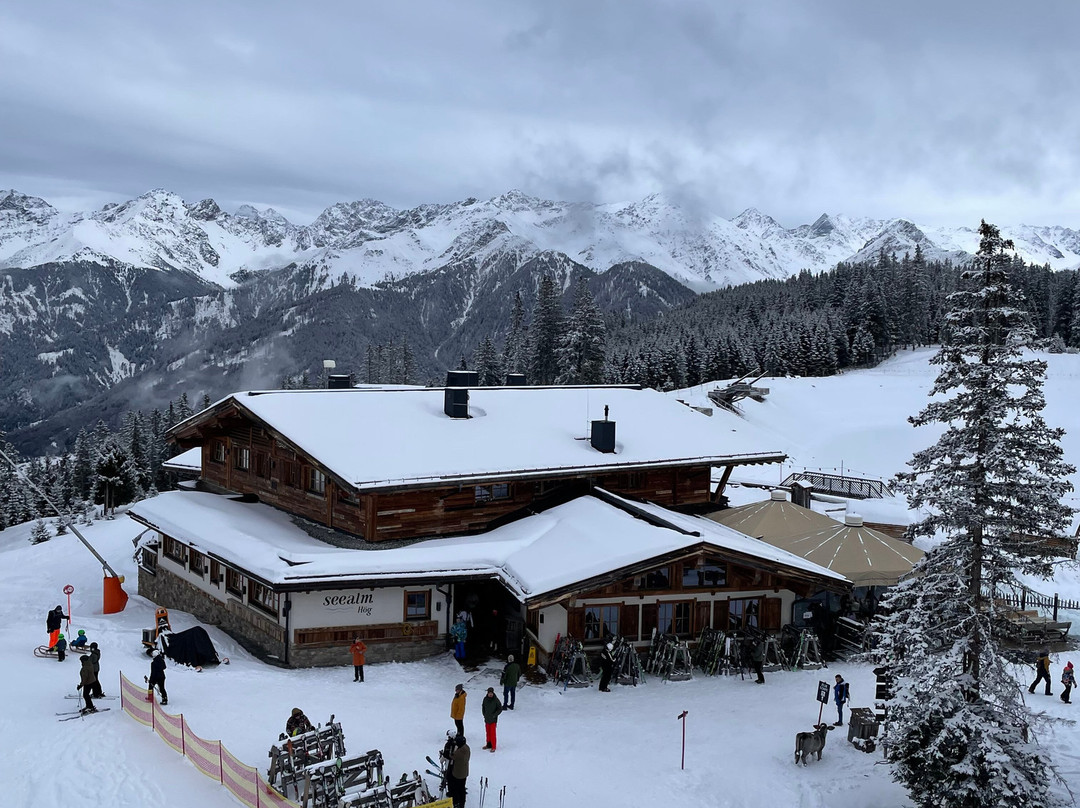 Hotel Gabriela主图