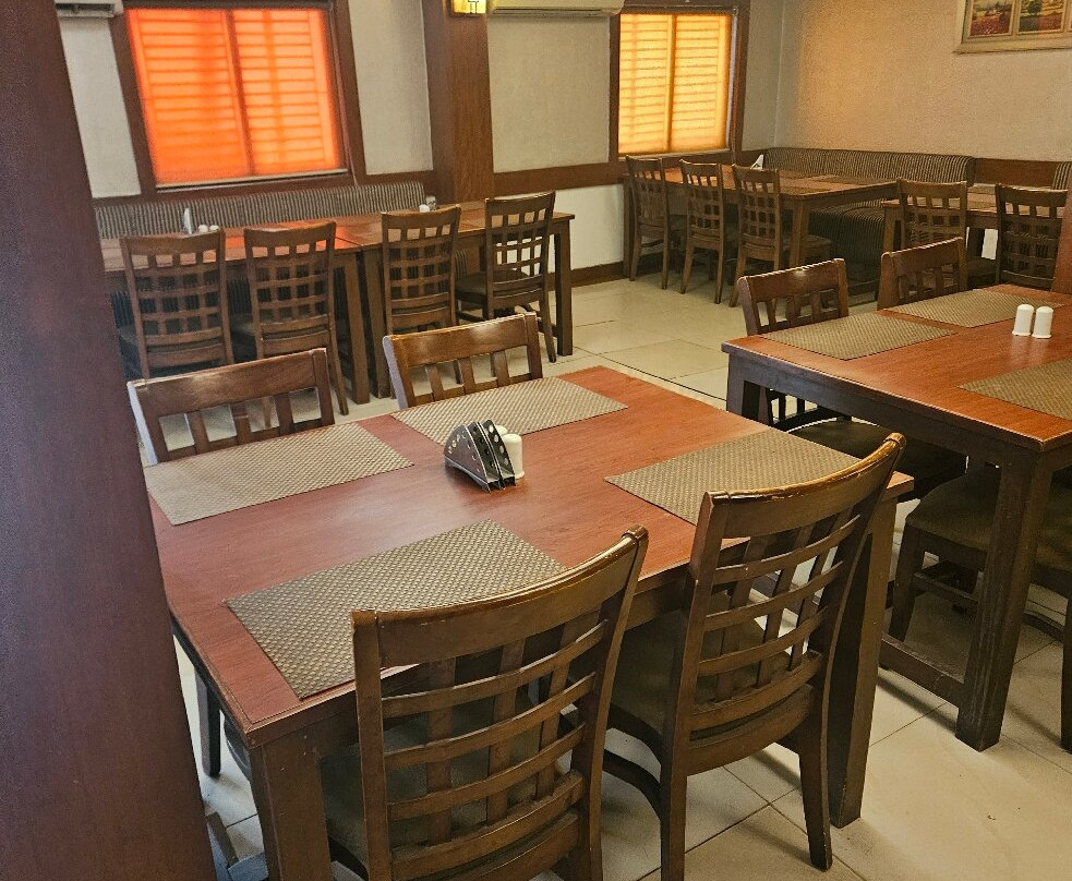 Hotel Aarti International主图