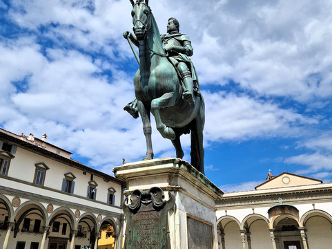Piazza Della Santissima Annunziata-佛罗伦萨必去景点