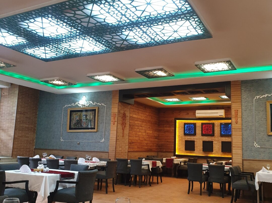 Parsian Hotel Buali主图