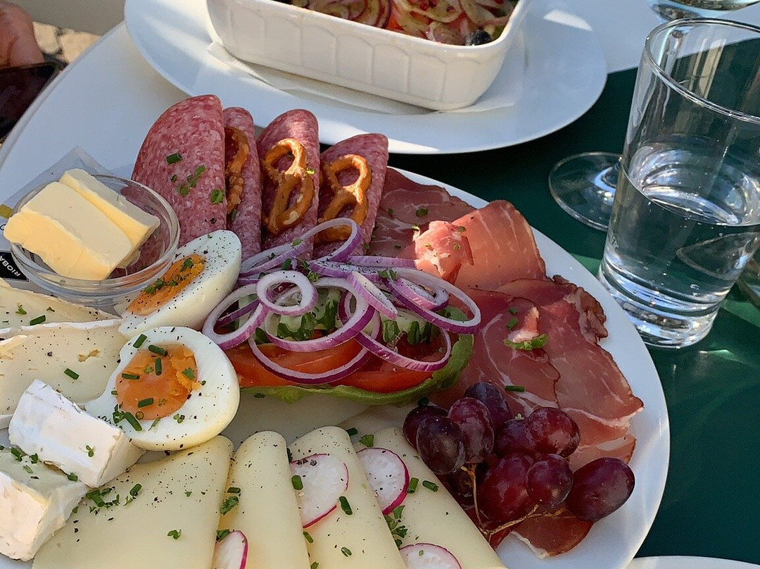 Weingut Karthaeuserhof主图