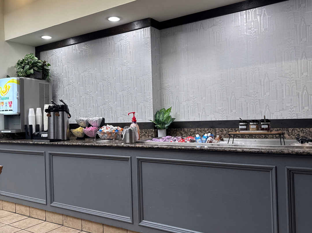 SureStay Plus Hotel By Best Western Price主图