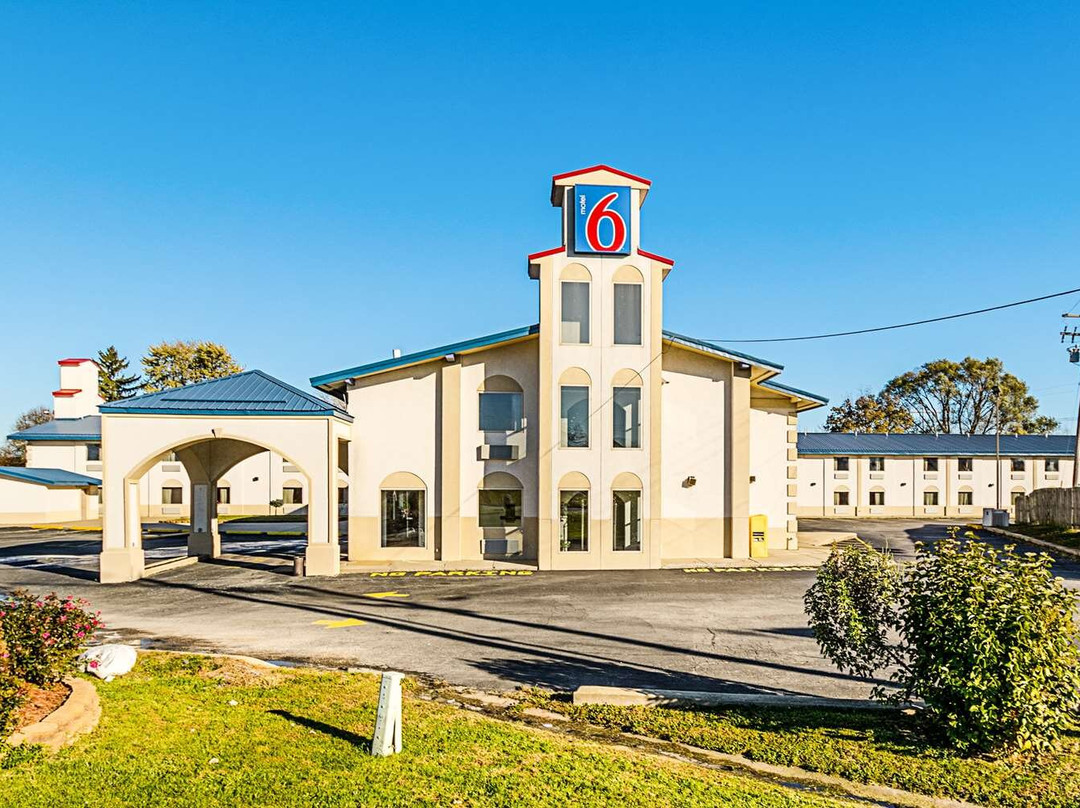 Motel 6 Urbana