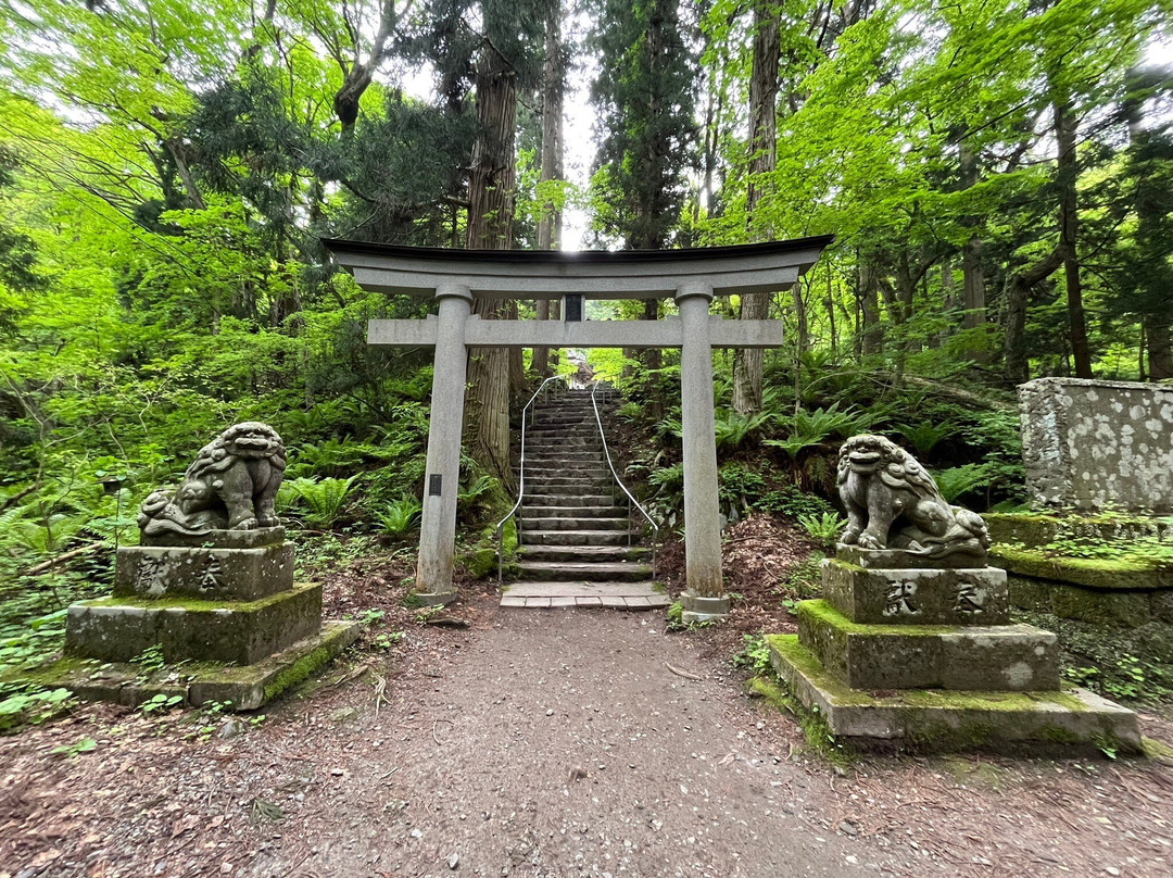 Towada Shrine-十和田市必去景点